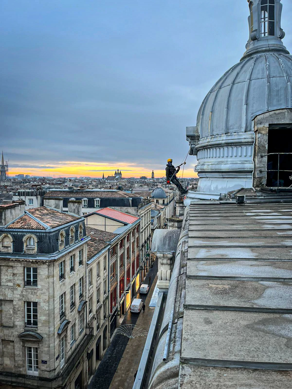 Prise de cotes en façade patrimoniale